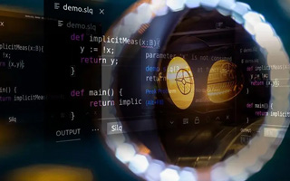 磁县 ,php声明和调用变量的符号是什么？